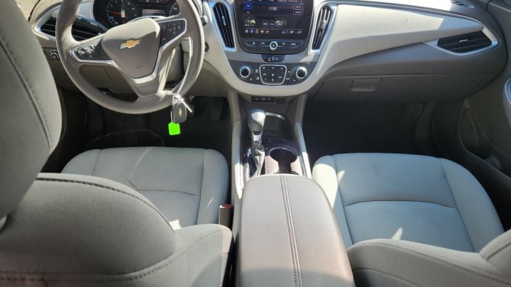Chevrolet Malibu  2022