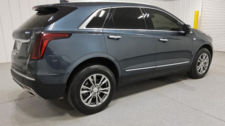 Cadillac XT5  2021
