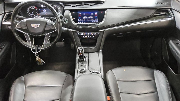 Cadillac XT5  2021