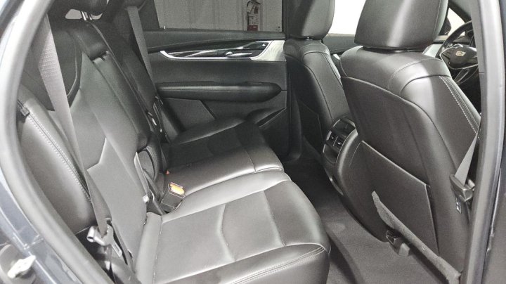Cadillac XT5  2021