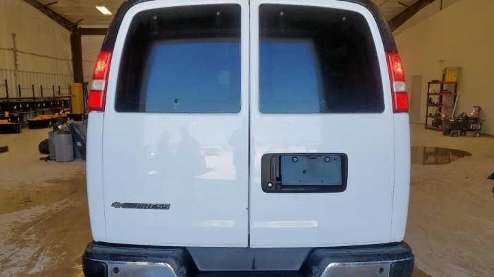 Chevrolet EXPRESS G3500  2021