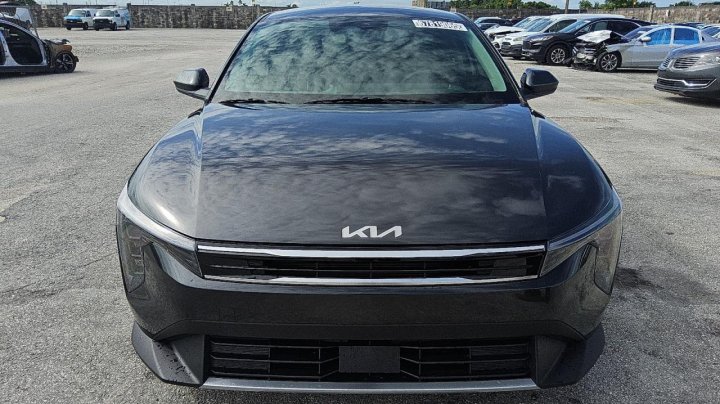 KIA K4  2025