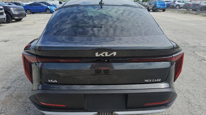 KIA K4  2025