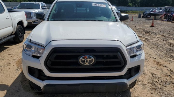 Toyota TACOMA  2021