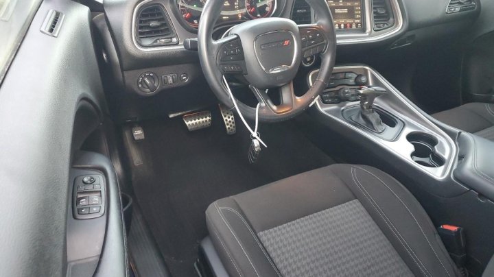 Dodge Challenger  2019