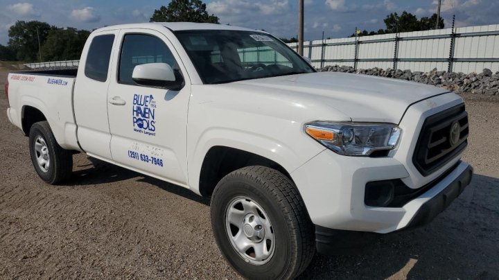 Toyota TACOMA  2021