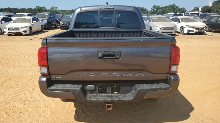 Toyota TACOMA  2022