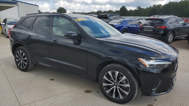 Volvo XC60  2023