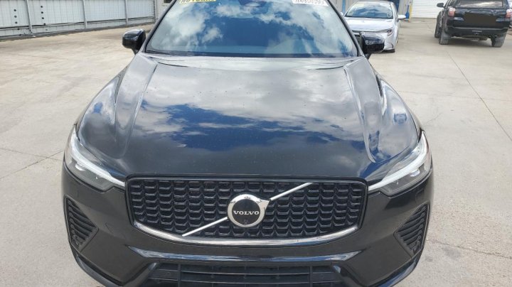 Volvo XC60  2023