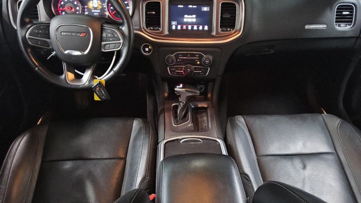 Dodge Charger  2022