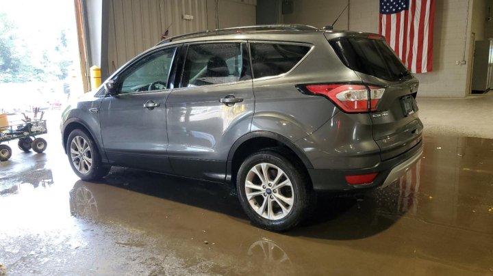 Ford Escape  2017