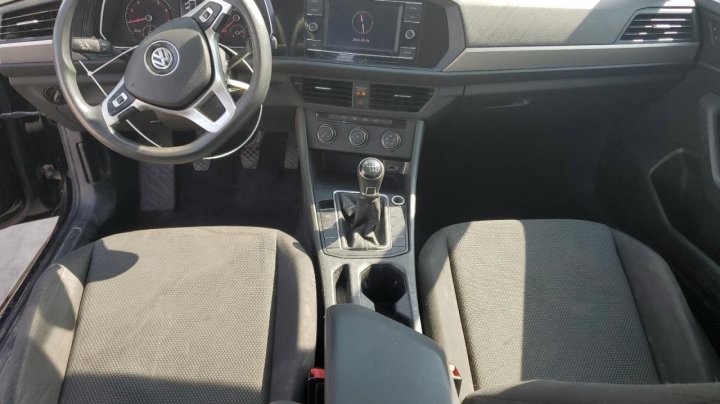 Volkswagen JETTA  2019