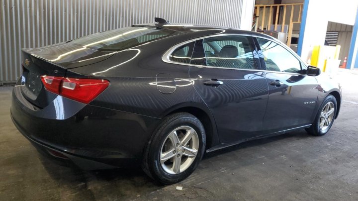 Chevrolet Malibu  2023