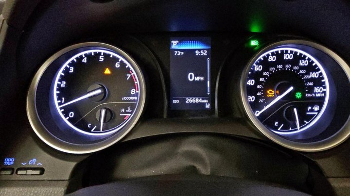 Toyota Camry  2021