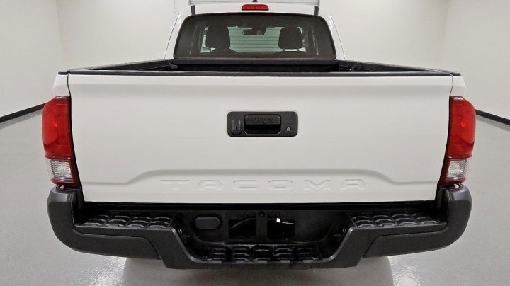 Toyota TACOMA  2021