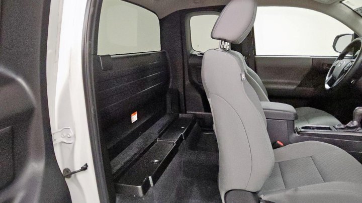 Toyota TACOMA  2021