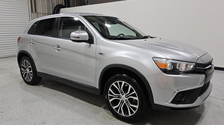 Mitsubishi OUTLANDER SPORT  2019