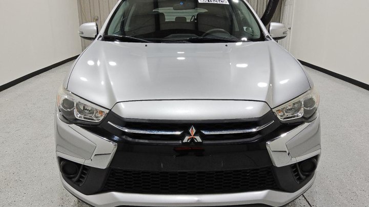 Mitsubishi OUTLANDER SPORT  2019