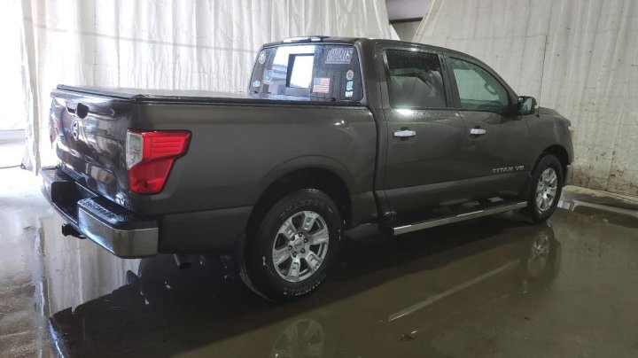 Nissan Titan  2019