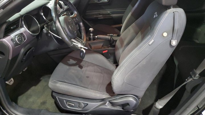 Ford MUSTANG  2016