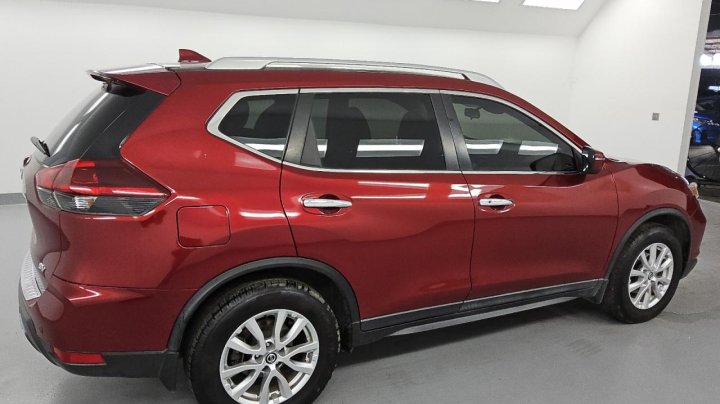 Nissan ROGUE  2020