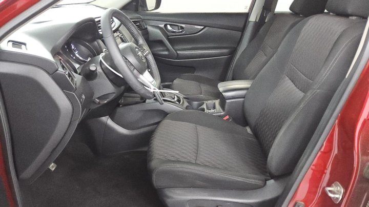 Nissan ROGUE  2020