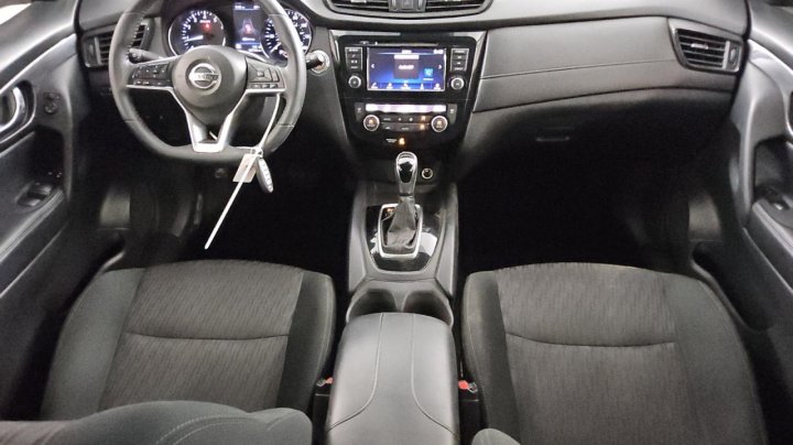 Nissan ROGUE  2020