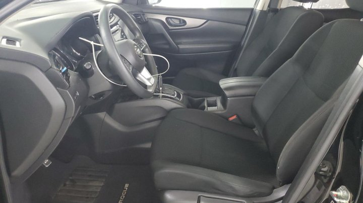 Nissan Rogue Sport  2018