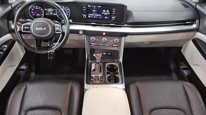 KIA CARNIVAL  2022