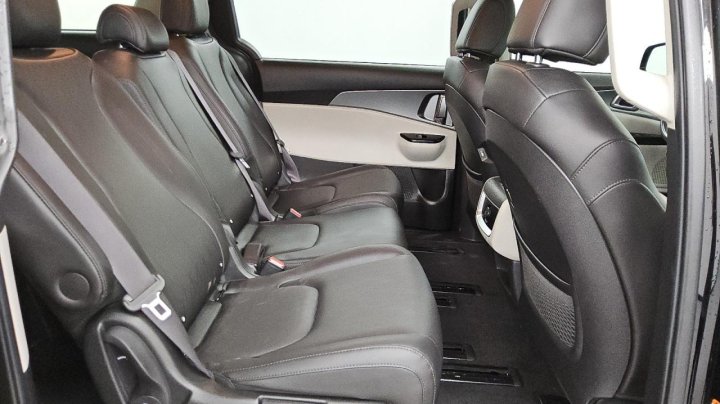 KIA CARNIVAL  2022