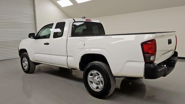 Toyota TACOMA  2021