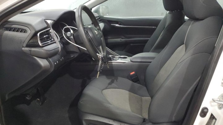 Toyota Camry  2023