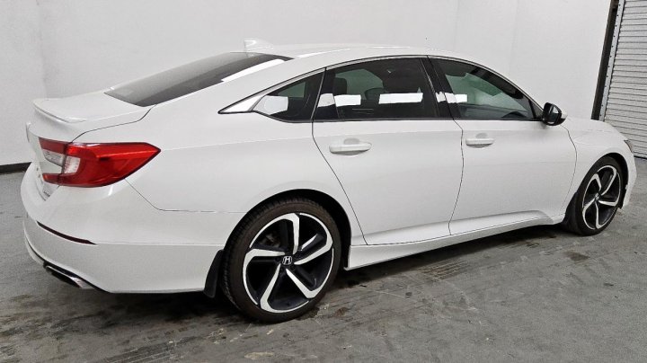 Honda Accord  2019