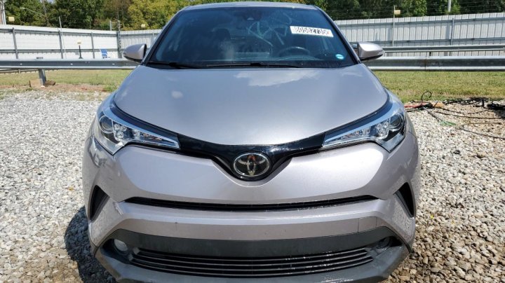 Toyota C-HR  2018