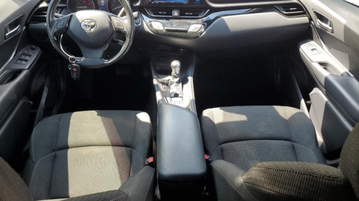 Toyota C-HR  2018