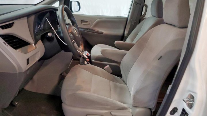 Toyota SIENNA  2020