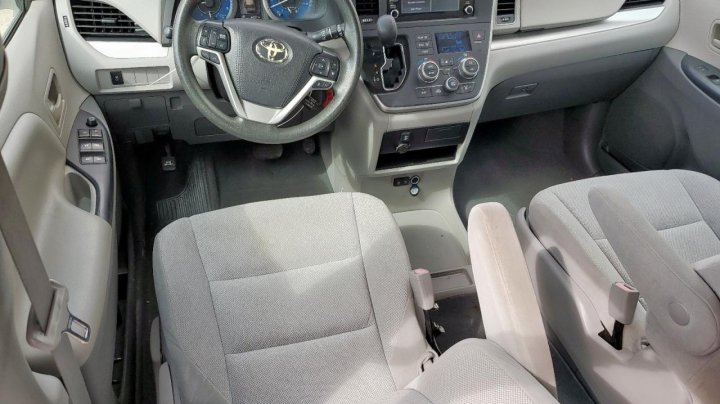 Toyota SIENNA  2020