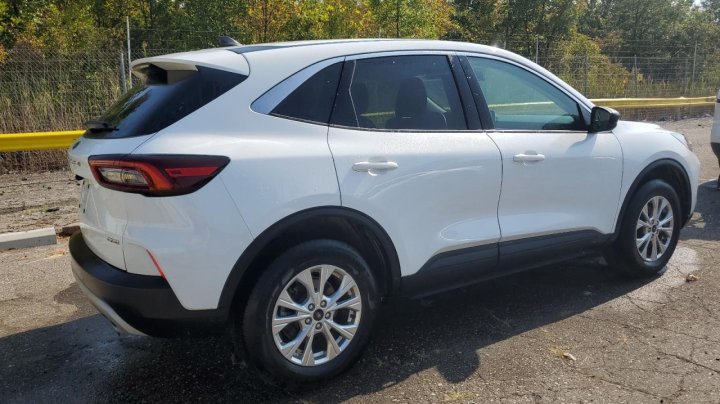 Ford Escape  2023