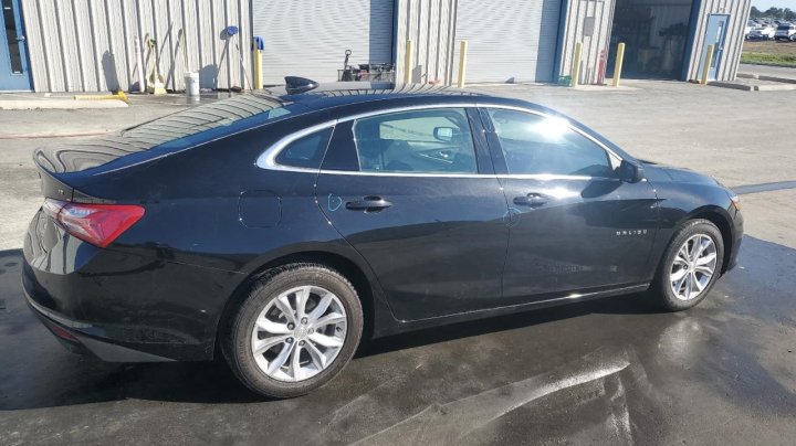Chevrolet Malibu  2022