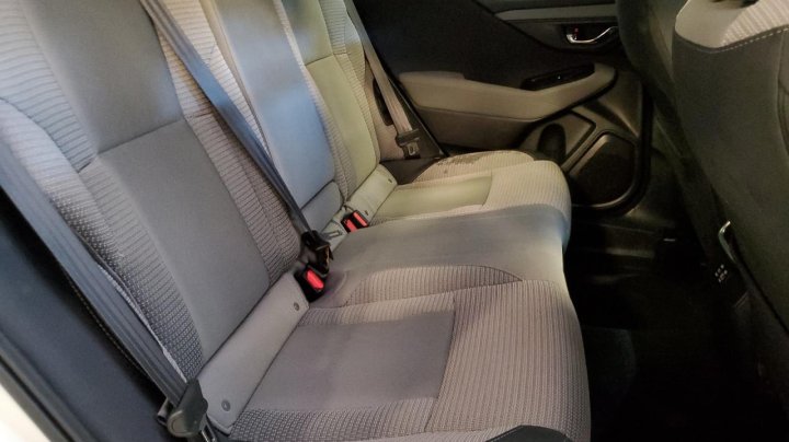 Subaru Outback  2023