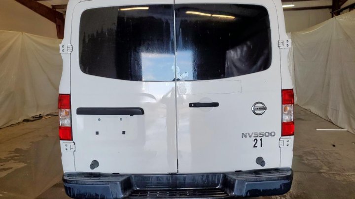 Nissan NV  2018