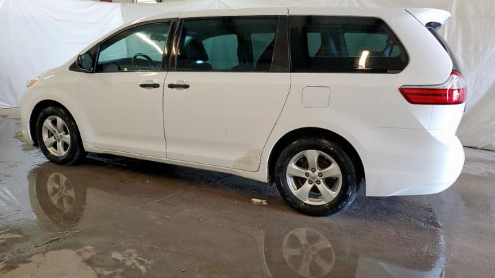 Toyota SIENNA  2017