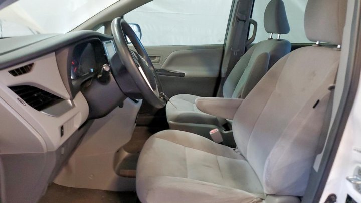 Toyota SIENNA  2017