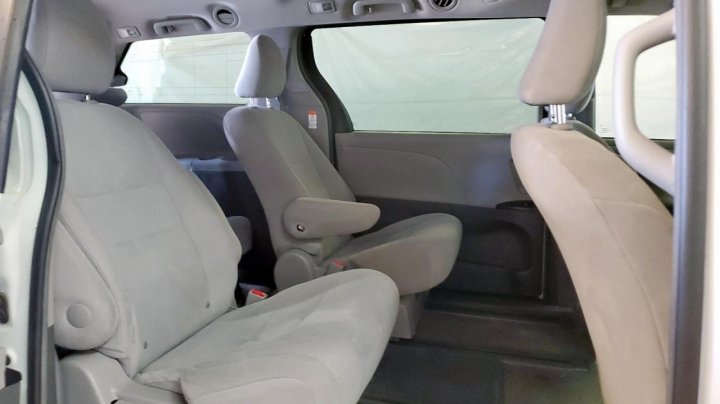 Toyota SIENNA  2017