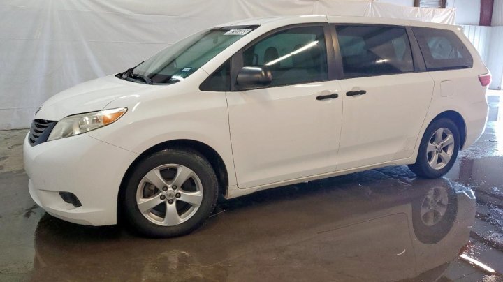 Toyota SIENNA  2017