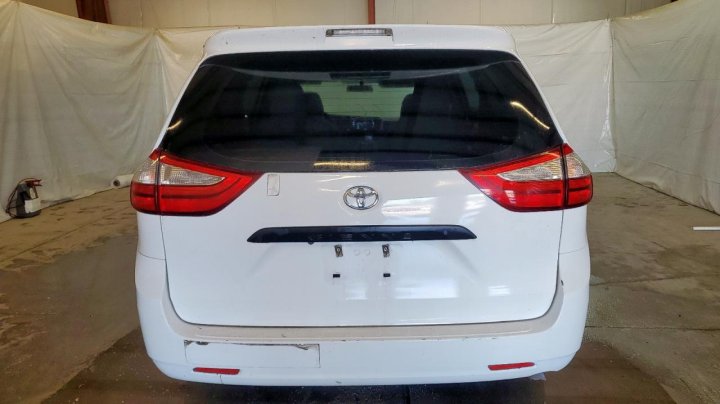 Toyota SIENNA  2017