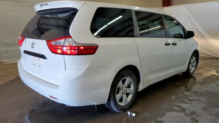Toyota SIENNA  2017