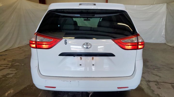 Toyota SIENNA  2017