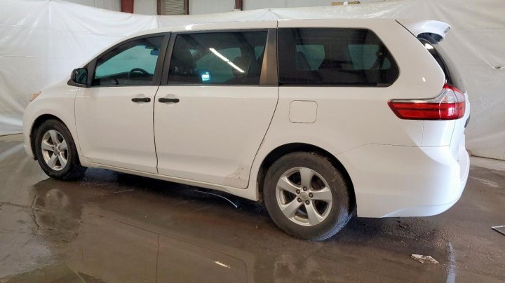 Toyota SIENNA  2017