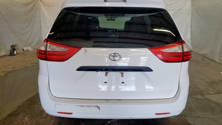 Toyota SIENNA  2017
